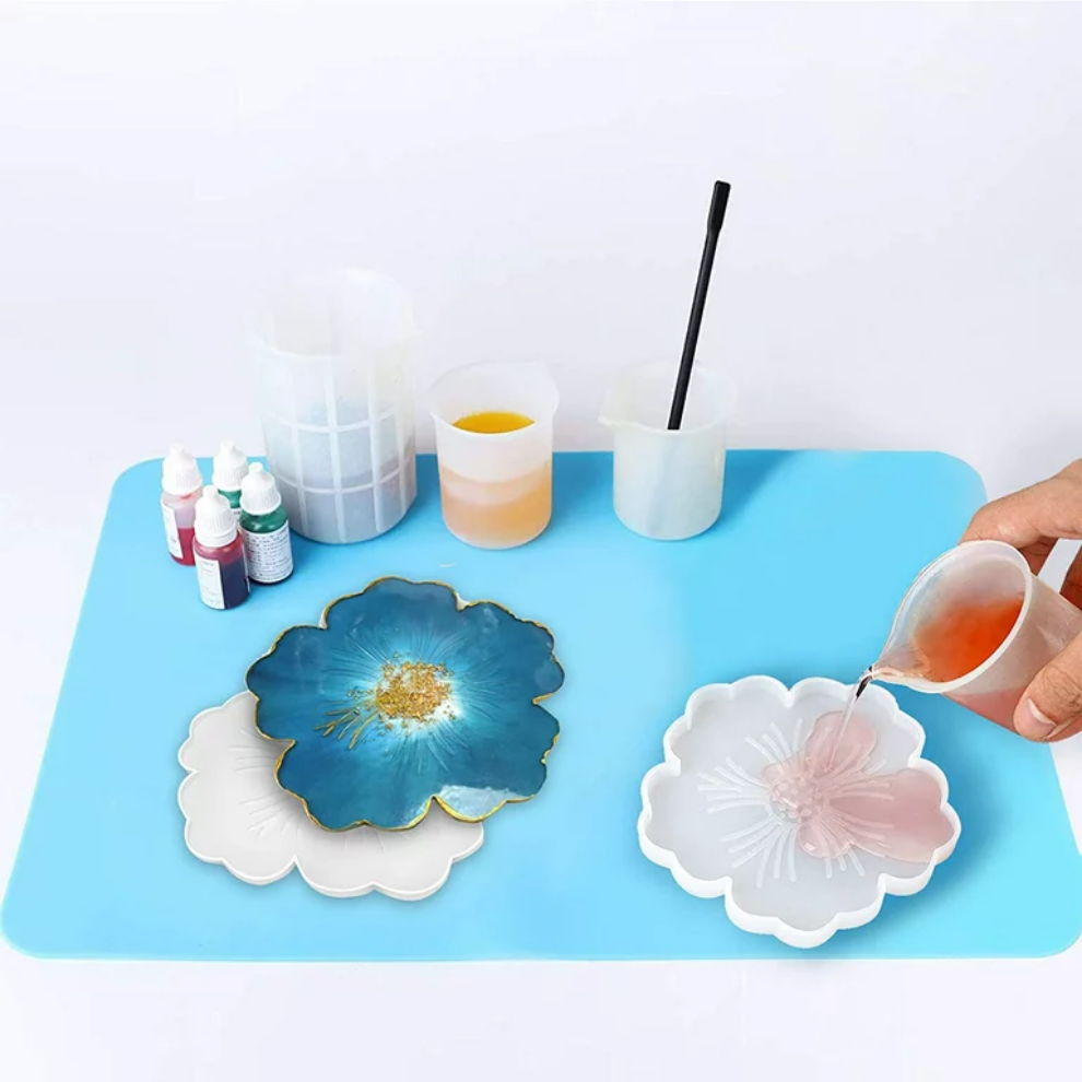 Silicone Flower Petals Tray with 4 PCS Small Flower Coaster Resin Mould