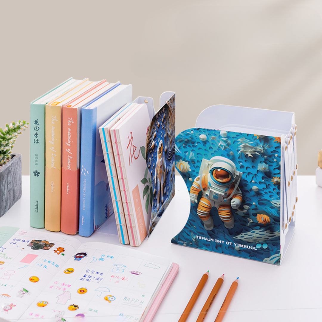 Metal Bookends Expandable Book Holder Organizer for Table (Astronaut)